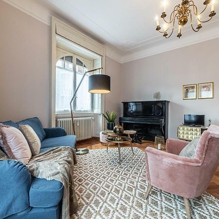Joivy Sophisticated 3-Bed Flat With Desk Lägenhet Milano Exteriör bild