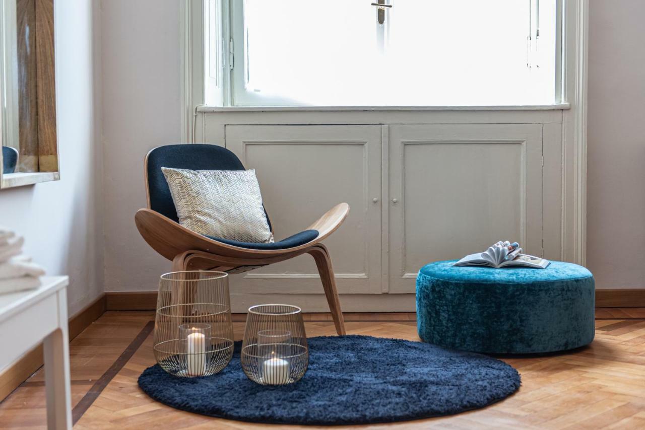 Joivy Sophisticated 3-Bed Flat With Desk Lägenhet Milano Exteriör bild